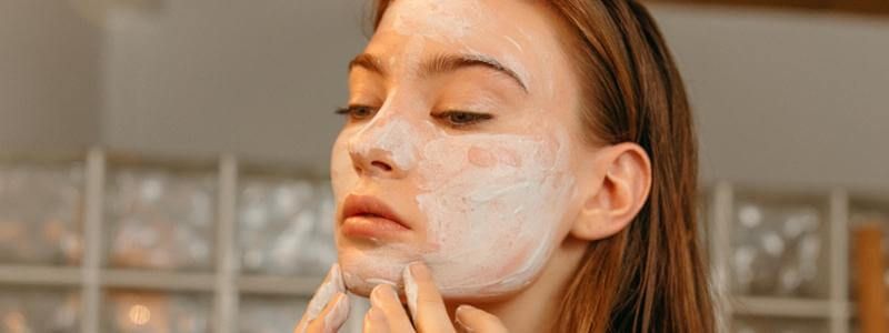 Fettige und unreine Haut - Verleihe deinem Gesicht Klarheit