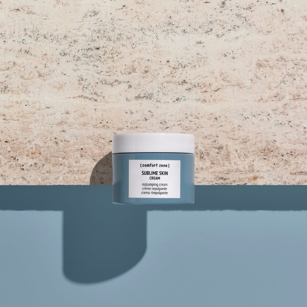Comfort Zone Sublime Skin Cream 60ml, luxuriöse Anti-Aging-Creme für straffere Haut in einer Mood-Aufnahme