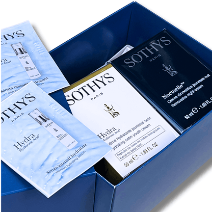 SOTHYS Geschenkset Jeunesse Satin – luxuriöse Tages- und Nachtpflege mit Hyaluronsäure, inklusive Hydra Serum Proben in eleganter blauer Box