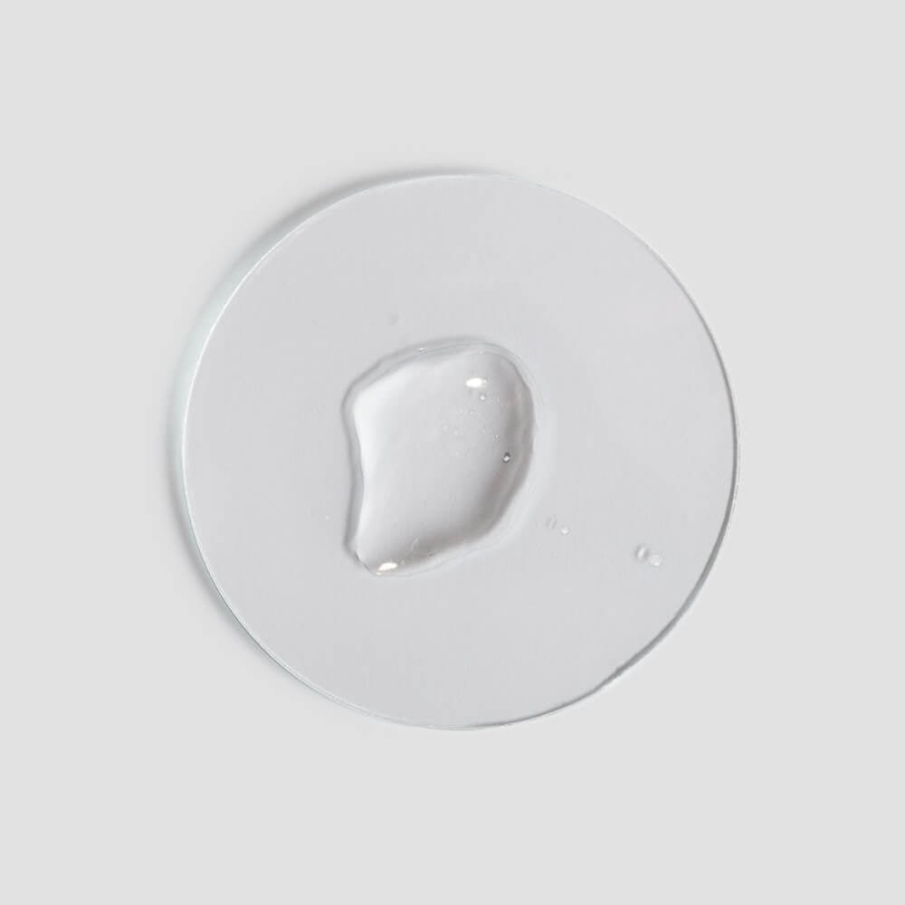Comfort Zone Essential Biphasic Makeup Remover, Detailaufnahme der sanften 2-Phasen-Textur für eine effektive Make-up-Entfernung