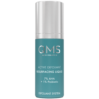 QMS Medicosmetics Active Exfoliant Resurfacing Liquid 7% AHA + 1% Probiotic – sanftes Fruchtsäure-Peeling in türkisfarbener Flasche mit silbernem Verschluss.
