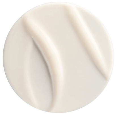 QMS Collagen Recovery Cream Textur – Reichhaltige, seidige Anti-Aging-Formel mit Kollagen und Hyaluronsäure für geschmeidige, gepflegte Haut.