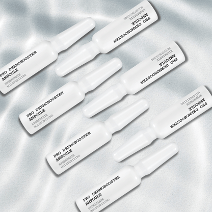 Sothys Pro-Dermobooster Ampoule Hydratante – Nahaufnahme einer geöffneten Ampulle im Blisterpack.